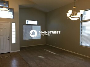 2503 W White Feather Ln in Phoenix, AZ - Building Photo - Building Photo