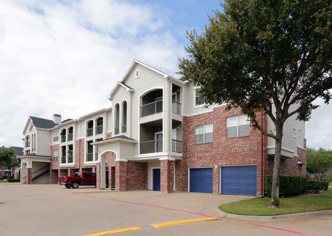 Breckinridge Point in Richardson, TX - Building Photo - Building Photo