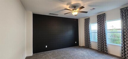 201 Water Grass Trl in Clute, TX - Building Photo - Building Photo