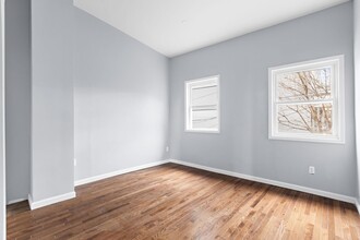 1016 Paterson Plank Rd in North Bergen, NJ - Building Photo - Building Photo