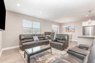 253 Masters Dr in Addison, IL - Building Photo - Building Photo