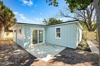 937 4th Ave S in Jacksonville Beach, FL - Building Photo - Building Photo