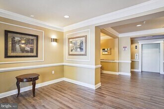 12824 Clarksburg Square Rd in Clarksburg, MD - Building Photo - Building Photo