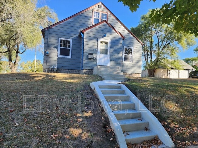 property at 401 Charles St