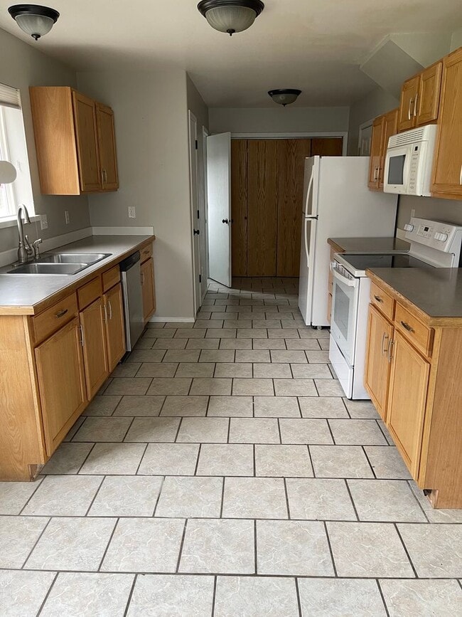 803 Homerun Dr in Belgrade, MT - Building Photo - Building Photo
