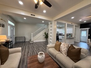 3596 Kentucky Ave in Norfolk, VA - Building Photo - Building Photo