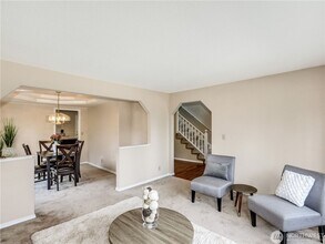 21324 50th Dr SE in Woodinville, WA - Building Photo - Building Photo
