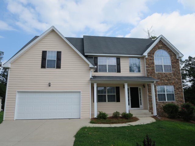 6372 Daniell Springs Dr in Douglasville, GA - Foto de edificio