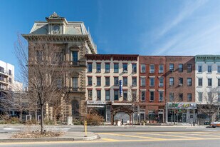 139 Broadway in Brooklyn, NY - Building Photo