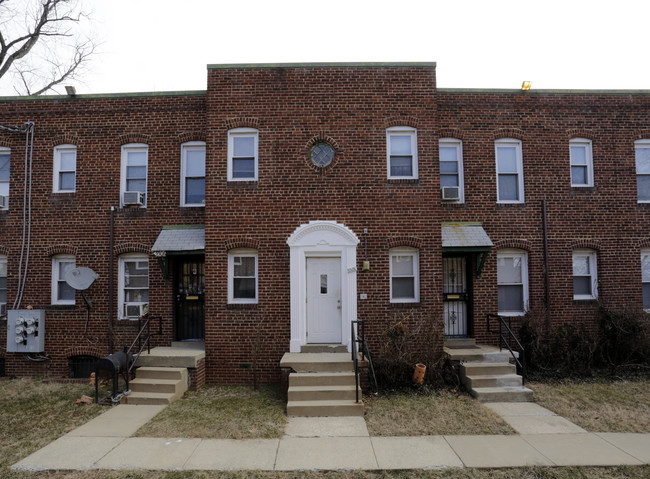 3306 Ely Pl SE in Washington, DC - Building Photo - Building Photo