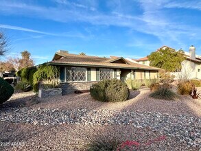 3540 E Montecito Ave-Unit -4 in Phoenix, AZ - Foto de edificio - Building Photo