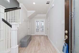 4011 Centre Valley Ln in Houston, TX - Building Photo - Building Photo