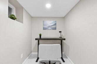 16 E 32nd St in Bayonne, NJ - Building Photo - Building Photo