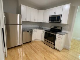 456 Park Dr, Unit 3 in Boston, MA - Building Photo