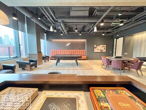 352 N Canal St, Unit 2010 in Chicago, IL - Building Photo - Building Photo