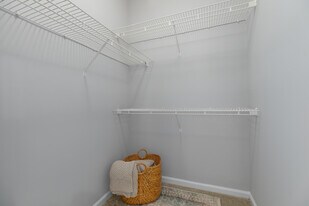 Crestline Cary in Cary, NC - Building Photo