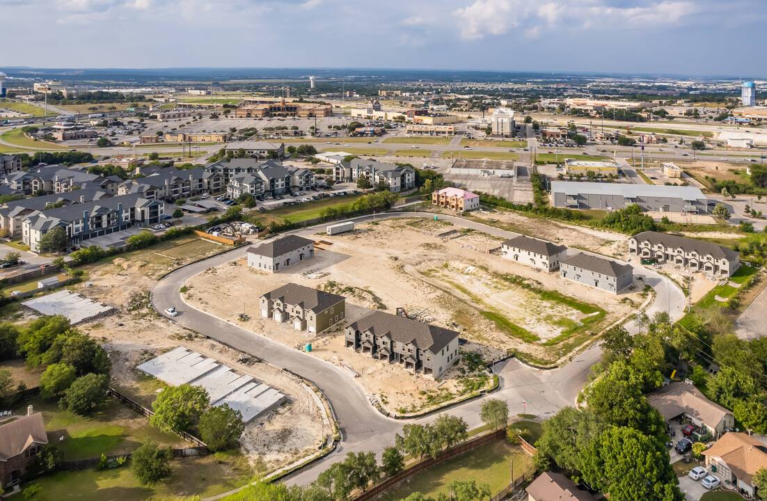 BLDG 3 in San Antonio, TX - Building Photo