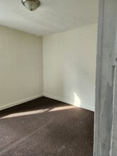 101 S Comstock St in Joliet, IL - Building Photo - Building Photo