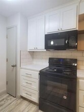 202 N Kealy Ave in Lewisville, TX - Building Photo - Building Photo