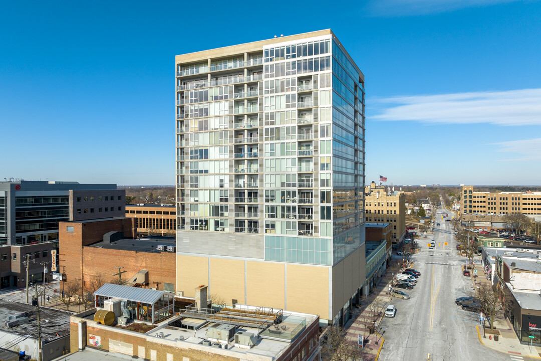 Fifth Royal Oak in Royal Oak, MI - Building Photo