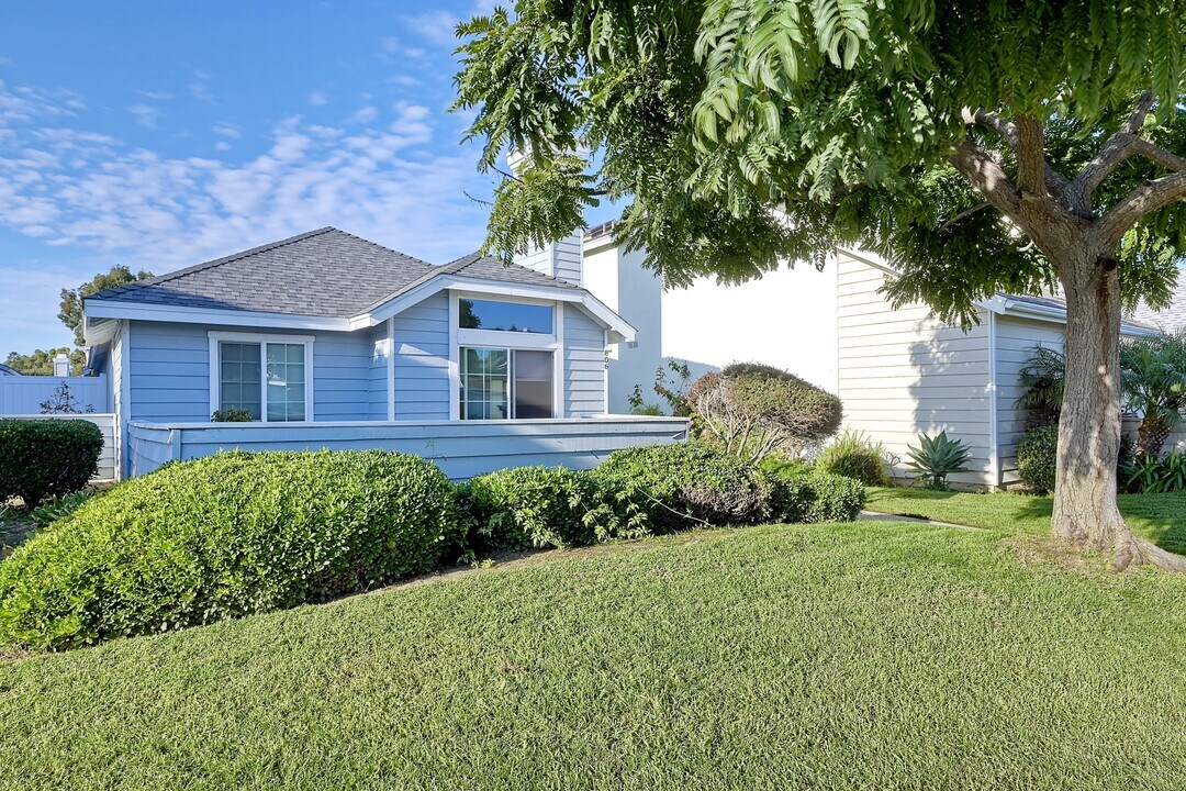 806 Windward Ln in Carlsbad, CA - Building Photo