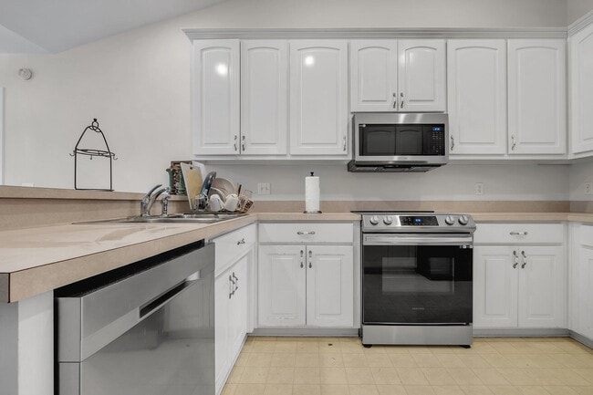 3528 Leighton Hall Ct in Tallahassee, FL - Building Photo - Building Photo