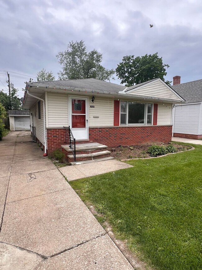property at 9414 McCracken Rd