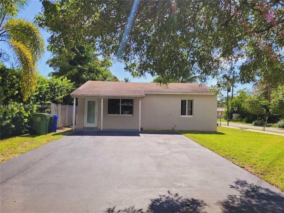 1500 NW 6th Ave in Fort Lauderdale, FL - Building Photo