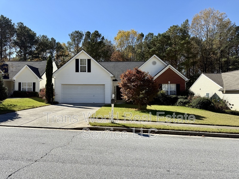 1100 Grace Dr in Lawrenceville, GA - Building Photo