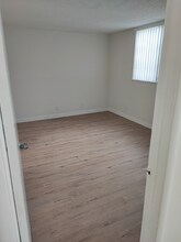 3181 W Hallandale Beach Blvd in Hallandale Beach, FL - Building Photo - Building Photo