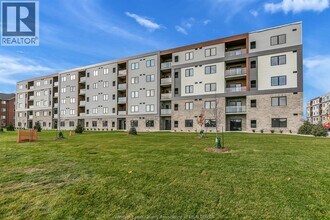 2600 Sandwich W Pkwy in Lasalle, ON - Building Photo - Building Photo