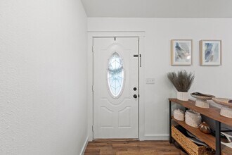 109 Friar Tuck Dr in Niceville, FL - Building Photo - Building Photo