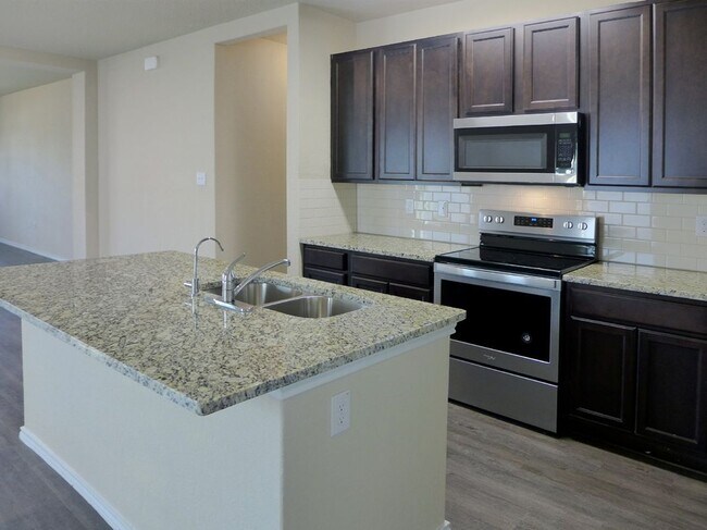 10807 Fox Trot Way in Converse, TX - Building Photo - Building Photo