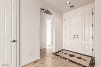 3282 Rabbit Brush Ct in Las Vegas, NV - Building Photo - Building Photo