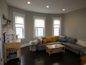 37 Condor St in Boston, MA - Building Photo - Building Photo