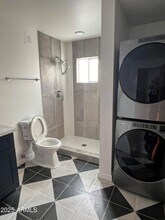 21 W Tonto St, Unit 2 in Phoenix, AZ - Building Photo - Building Photo
