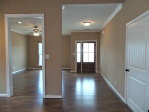 150 Robin St in Calera, AL - Building Photo - Building Photo