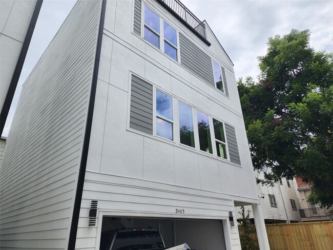 property at 3413 St Emanuel St