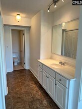 1825 St Julian Pl in Columbia, SC - Foto de edificio - Building Photo