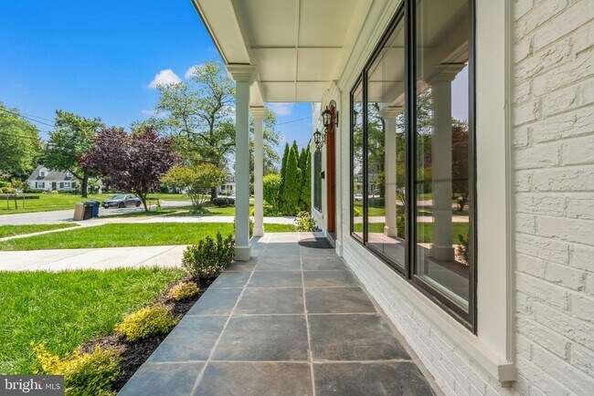 9216 Shelton St in Bethesda, MD - Building Photo - Building Photo