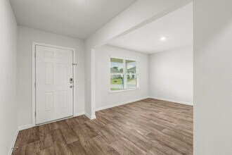 5832 Viking Wy in Panama City, FL - Building Photo - Building Photo