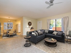 6900 SW 39th St-Unit -104J in Davie, FL - Building Photo - Building Photo