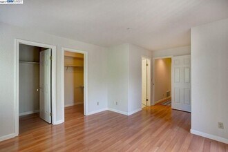 21239 Gary Dr in Hayward, CA - Building Photo - Building Photo