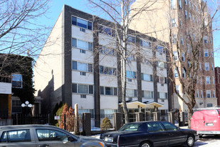 5854 N Kenmore Ave Apartments