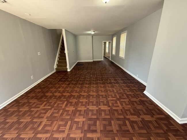 property at 1708 S 6th St