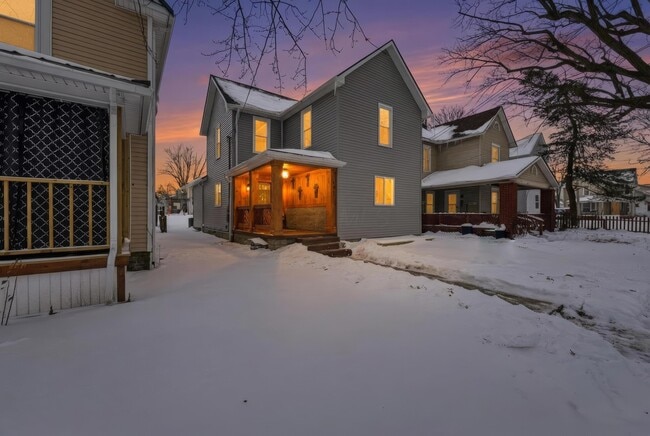 321 W Columbia St in Marion, OH - Building Photo - Building Photo