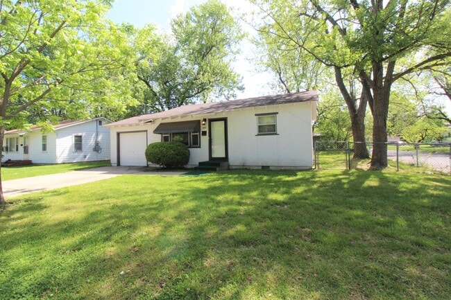 507 Geneva St in Springdale, AR - Building Photo - Building Photo