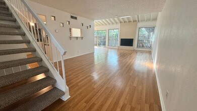 8903 Trone Cir in Austin, TX - Building Photo - Building Photo