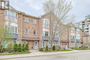 151 Townsgate Dr in Toronto, ON - Building Photo