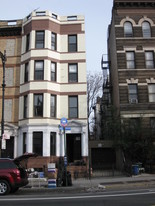 497 9th St Apartments